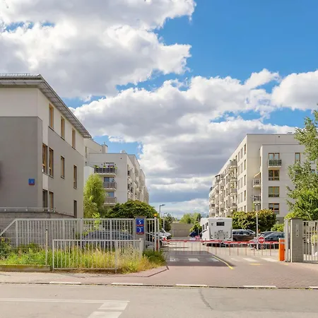 Stylish & Spacious Family With Panorama View By Renters Lejlighed *