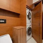 Stylish & Spacious Family With Panorama View By Renters