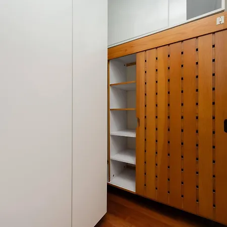 Stylish & Spacious Family With Panorama View By Renters