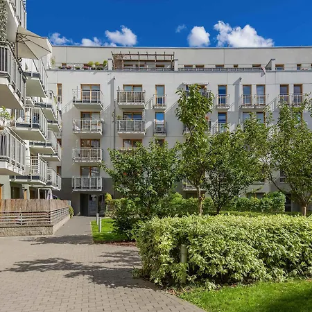 Stylish & Spacious Family With Panorama View By Renters